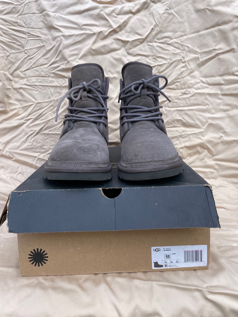 UGG Lace-Up Boots “Harkley”, Women’s Size 11, Gray